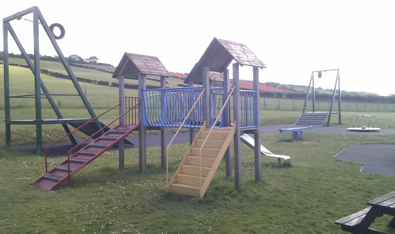 Cricket Ground, Main St playground